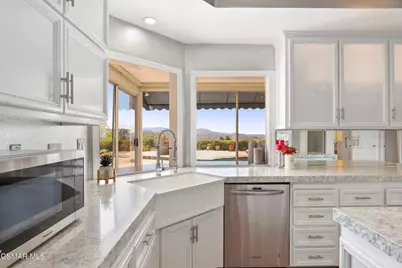 22100 Dardenne Street, Calabasas, CA 91302 - Photo 17