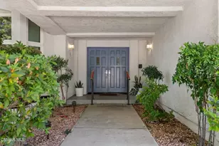 22100 Dardenne St, Calabasas, CA 91302 - Photo 5