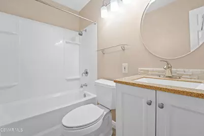 2340 Calle Malvon, Thousand Oaks, CA 91360 - Photo 13