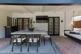22438 Venido Rd, Woodland Hills, CA 91364 - Photo 19