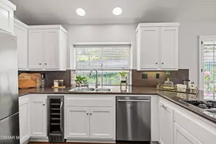 205 Clevenger Ave, Simi Valley, CA 93065 - Photo 13