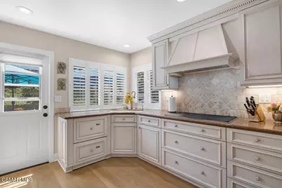 1495 N View Drive, Westlake Village, CA 91362 - Photo 7