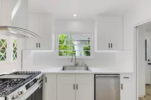 20550 Deforest St, Woodland Hills, CA 91364 - Photo 15