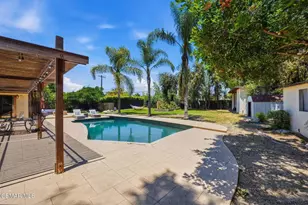 897 Old Farm Rd, Thousand Oaks, CA 91360 - Photo 5