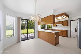 5627 Middle Crest Dr, Agoura Hills, CA 91301 - Photo 7