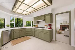 5627 Middle Crest Dr, Agoura Hills, CA 91301 - Photo 21