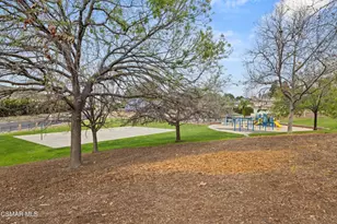 762 Grable Pl, Newbury Park, CA 91320 - Photo 35