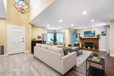 12564 Spring Creek Road, Moorpark, CA 93021 - Photo 5