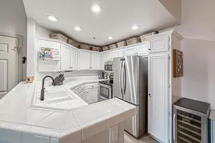 5837 Oak Bend Ln, Oak Park, CA 91377 - Photo 9