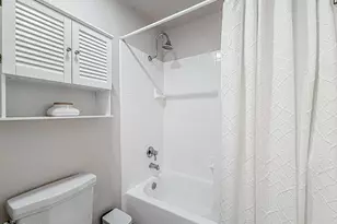 5837 Oak Bend Ln, Oak Park, CA 91377 - Photo 15