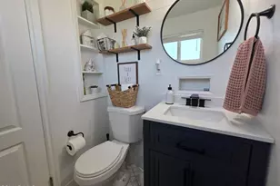 1748 Ahart St, Simi Valley, CA 93065 - Photo 15