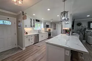1748 Ahart St, Simi Valley, CA 93065 - Photo 5
