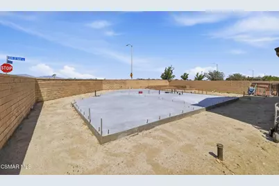 37913 Avenida De Diego, Palmdale, CA 93552 - Photo 7