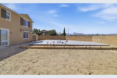 37913 Avenida De Diego, Palmdale, CA 93552 - Photo 9