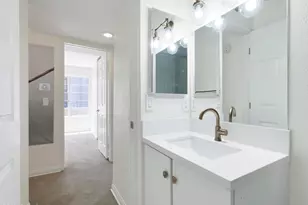 5535 Canoga Ave, Woodland Hills, CA 91367 - Photo 23