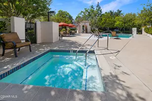1048 Mountain Oak Pl, Newbury Park, CA 91320 - Photo 35