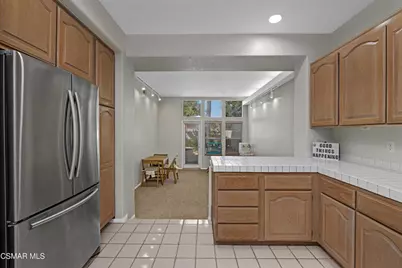 1048 Mountain Oak Place, Newbury Park, CA 91320 - Photo 15