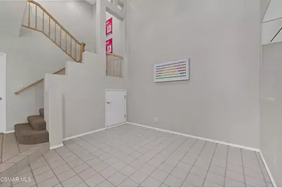 1048 Mountain Oak Place, Newbury Park, CA 91320 - Photo 5