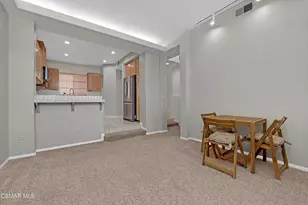 1048 Mountain Oak Pl, Newbury Park, CA 91320 - Photo 9