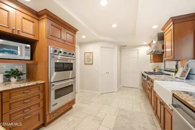 8 Faculty Court, Thousand Oaks, CA 91360 - Photo 31