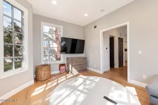 2442 Swanfield Ct, Westlake Village, CA 91361 - Photo 23