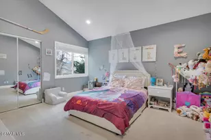 2854 E Sierra Dr, Thousand Oaks, CA 91362 - Photo 23