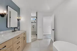 2854 E Sierra Dr, Thousand Oaks, CA 91362 - Photo 11
