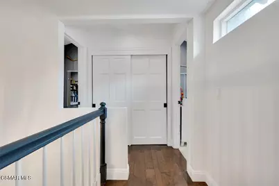 2854 E Sierra Drive, Thousand Oaks, CA 91362 - Photo 17