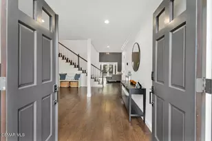 2854 E Sierra Dr, Thousand Oaks, CA 91362 - Photo 27