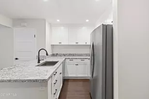 1182 Tivoli Ln, Simi Valley, CA 93065 - Photo 21