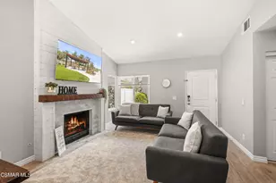 11827 Nightingale St, Moorpark, CA 93021 - Photo 9
