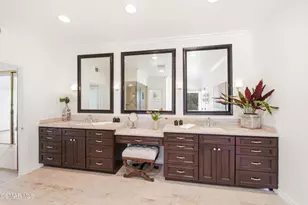 29804 Westhaven Dr, Agoura Hills, CA 91301 - Photo 35