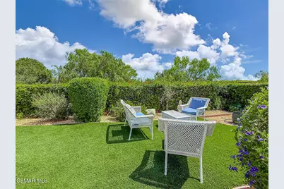2805 Queens Way, Thousand Oaks, CA 91362 - Photo 23