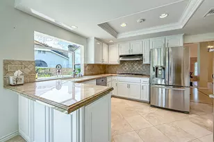 2805 Queens Way, Thousand Oaks, CA 91362 - Photo 11