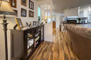 104 La Fortuna, Newbury Park, CA 91320 - Photo 23