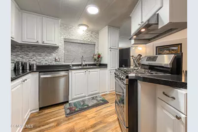 104 La Fortuna, Newbury Park, CA 91320 - Photo 13