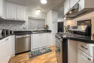 104 La Fortuna, Newbury Park, CA 91320 - Photo 13