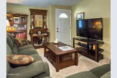 104 La Fortuna, Newbury Park, CA 91320 - Photo 9