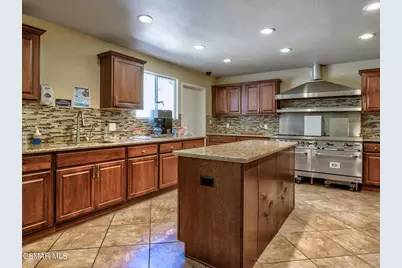 104 La Fortuna, Newbury Park, CA 91320 - Photo 67