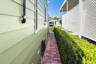 104 La Fortuna, Newbury Park, CA 91320 - Photo 49