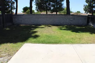 1689 Moreno Dr, Simi Valley, CA 93063 - Photo 23