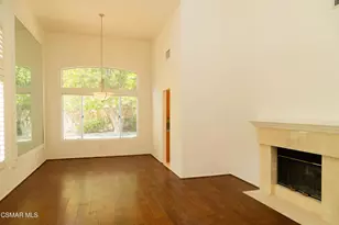 327 Savoy Ct, Oak Park, CA 91377 - Photo 5