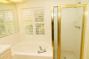 327 Savoy Ct, Oak Park, CA 91377 - Photo 27