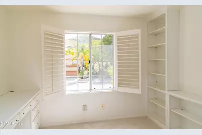 327 Savoy Court, Oak Park, CA 91377 - Photo 29