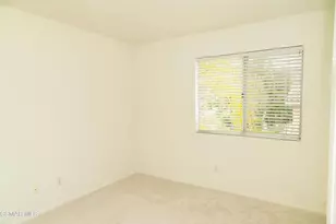 327 Savoy Ct, Oak Park, CA 91377 - Photo 33