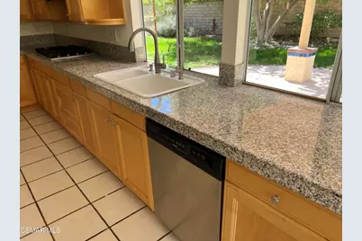 327 Savoy Court, Oak Park, CA 91377 - Photo 21