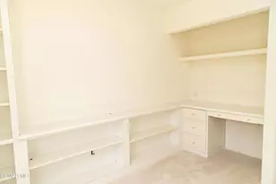 327 Savoy Ct, Oak Park, CA 91377 - Photo 31