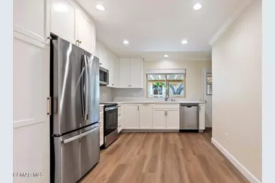 25336 Village 25, Camarillo, CA 93012 - Photo 3