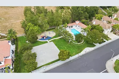 15497 Mallory Court, Moorpark, CA 93021 - Photo 37