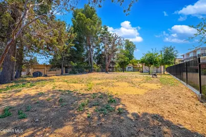 1835 Los Feliz Drive, Thousand Oaks, CA 91362 - Photo 25